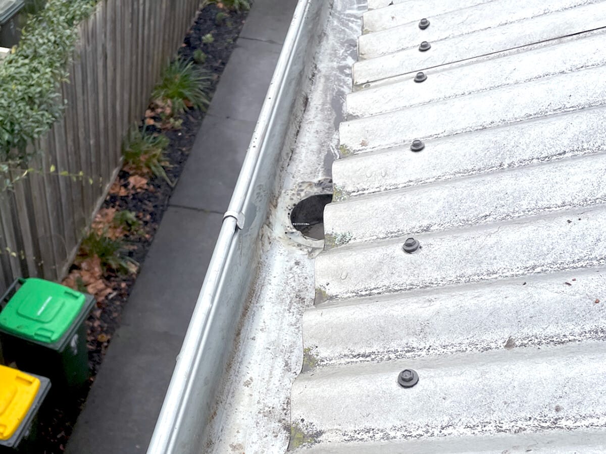 after gutter cleaning service-img